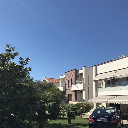 Apartmani Ukalovic 자다르 외부 사진