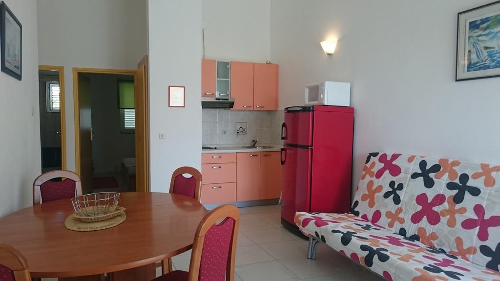 Apartmani Ukalovic 자다르 외부 사진